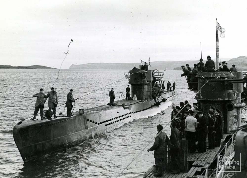 65_u_boats_surrender_at_loch_eriboli _May_1945-2