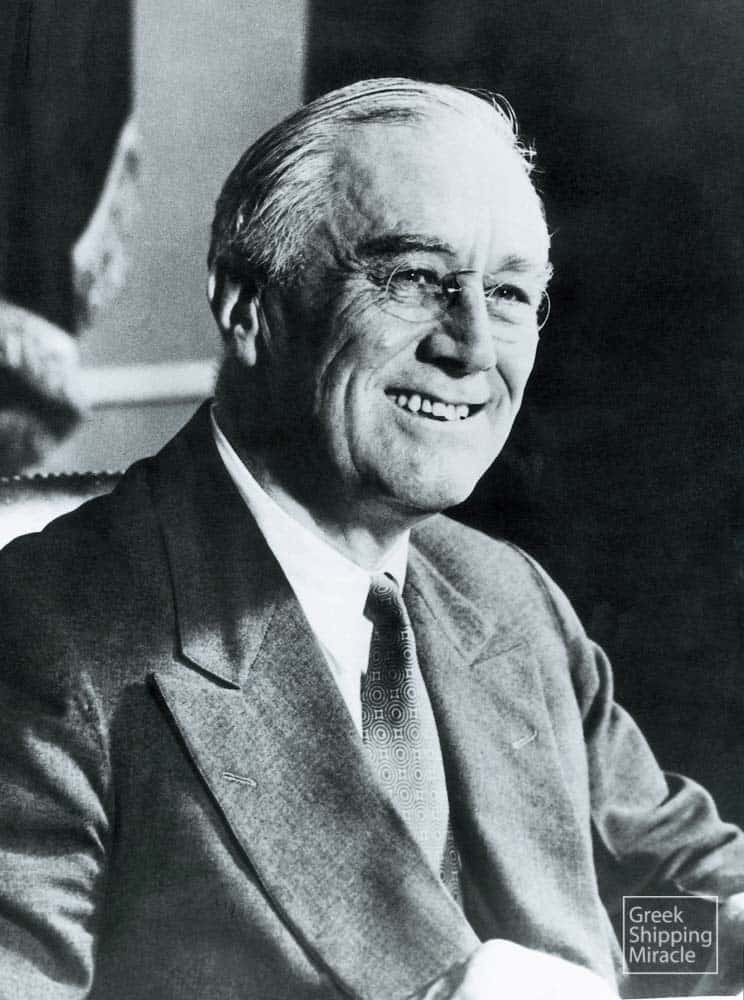 12. Ο πρόεδρος των ΗΠΑ Franklin D. Roosvelt. Με απόφασή του ιδρύθηκε το 1936 το «United States Maritime Commission» με πρώτο πρόεδρο τον Joseph P. Kennedy, πατέρα του μετέπειτα προέδρου των ΗΠΑ John F. Kennedy. Επί προεδρίας Roosvelt υιοθετήθηκε και τέθηκε σε ισχύ το πρόγραμμα ναυπήγησης των Liberty.