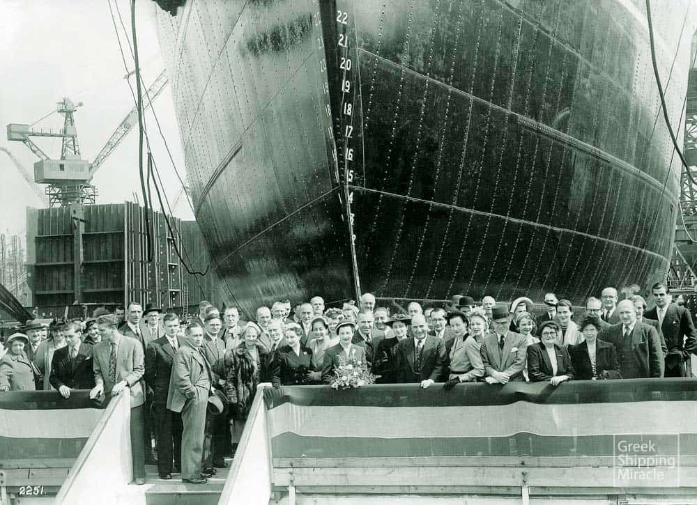 64. Από την καθέλκυση του υπό βρετανική σημαία δεξαμενοπλοίου LONDON PRIDE, στις 31 Μαΐου 1950. Κατασκευάστηκε στα ναυπηγεία Furness Shipbuilding Co., Ltd. του Ηνωμένου Βασιλείου, για λογαριασμό της London and Overseas Freighters Ltd., του ομίλου Κουλουκουντή.