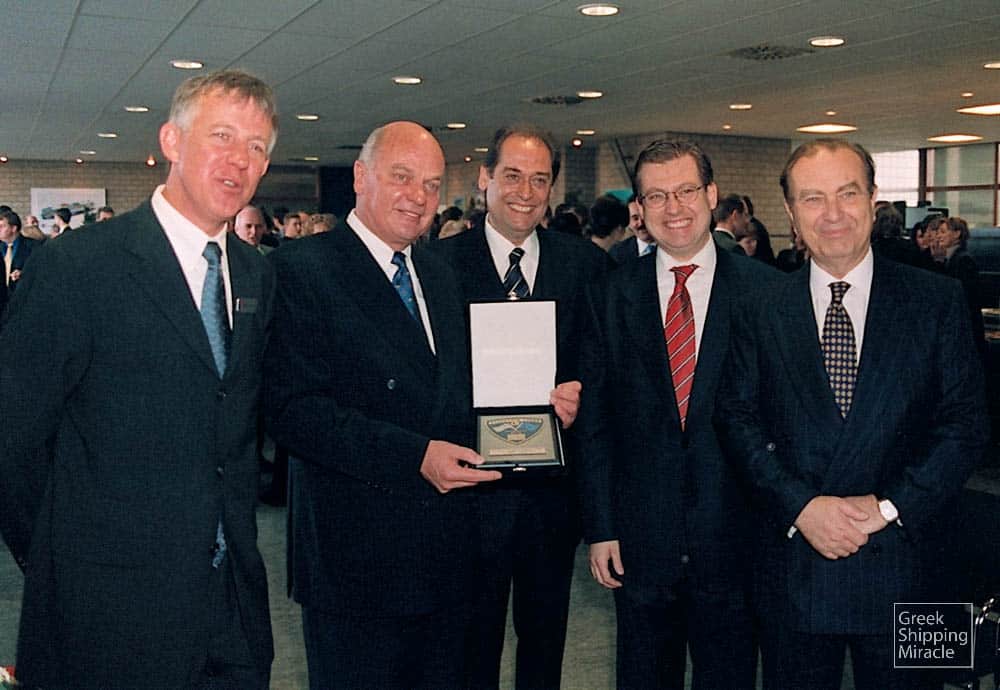 42_BLUE_STAR_2_EGAINIA_B