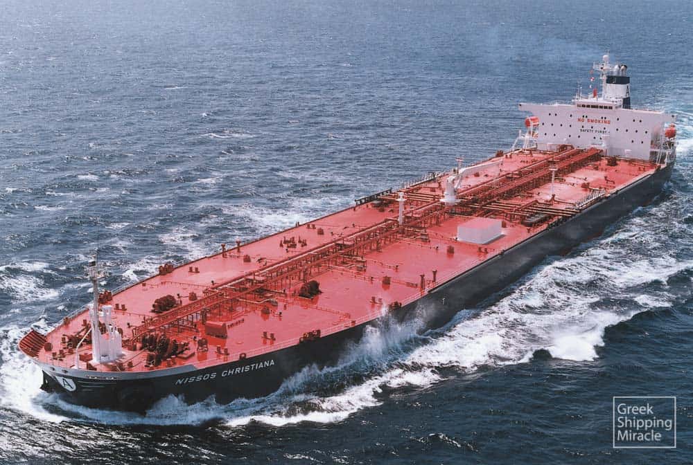 48. Το crude oil carrier NISSOS CHRISTIANA κατασκευάστηκε το 1996 στα ιαπωνικά ναυπηγεία Namura Shipbuilding Co., για λογαριασμό εταιρείας υπό τη διαχείριση της Glafki (Hellas) Maritime Co.