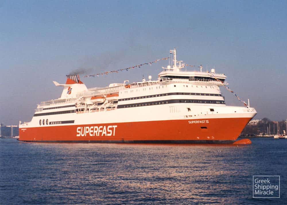 53. Το επιβατηγό/οχηματαγωγό SUPERFAST III κατασκευάστηκε το 1998 στα ναυπηγεία Kvaerner Masa Yards Inc. της Φινλανδίας για την Superfast Ferries του ομίλου Επιχειρήσεις Αττικής Α.Ε.