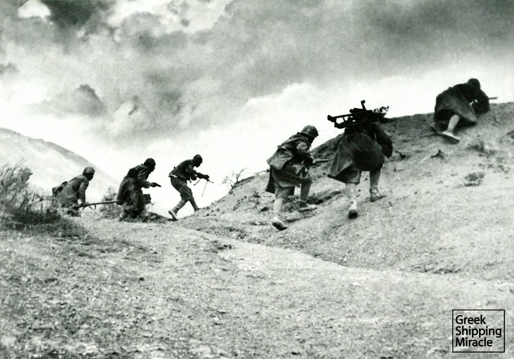 18. Ένα σημαντικό μέρος των εφοδίων των ελληνικών στρατευμάτων που πολέμησαν στην Αλβανία μεταφέρθηκαν με ελληνικά πλοία.