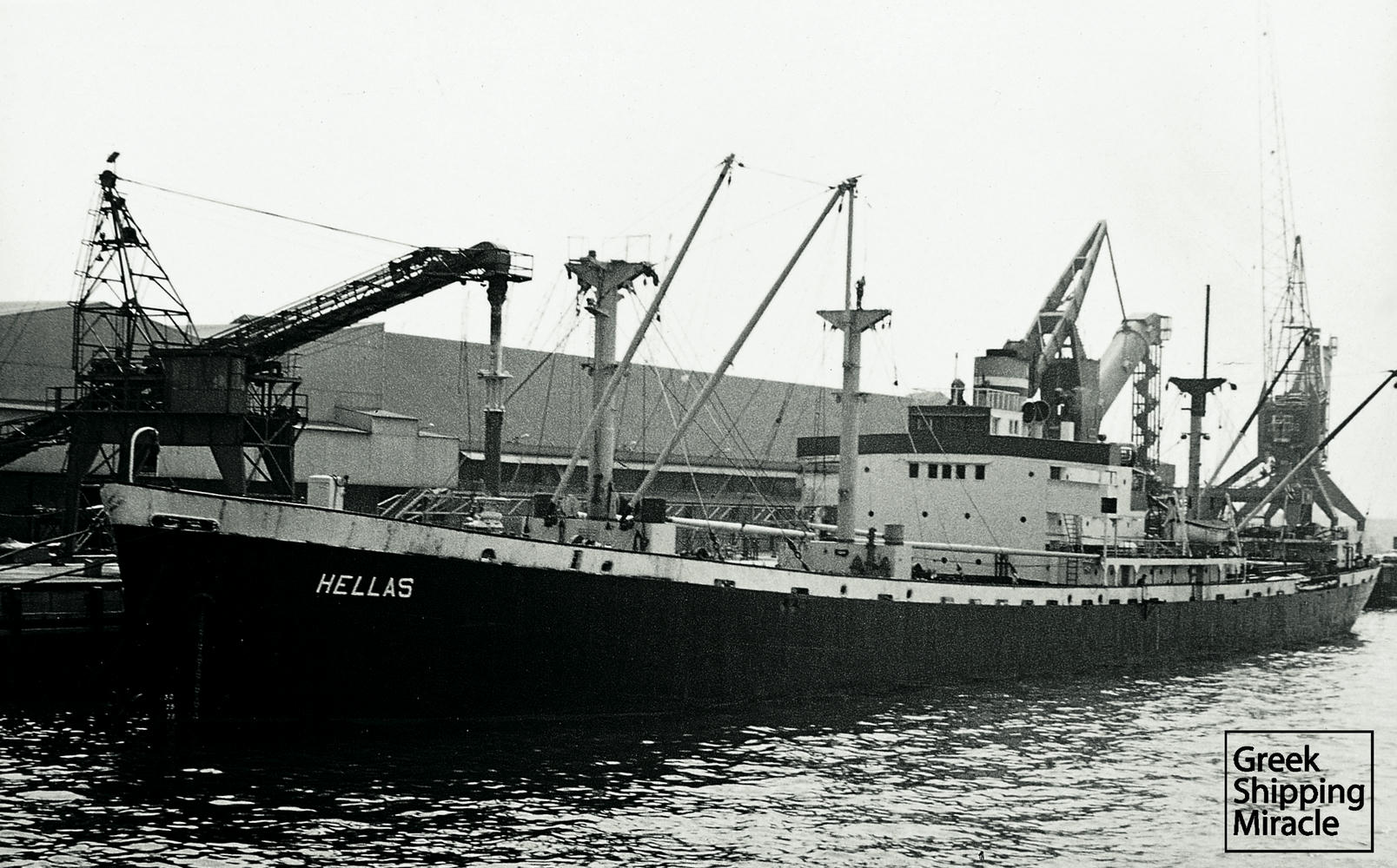 19. Το Liberty HELLAS, ένα από τα 15 αυτού του τύπου που ταξίδεψαν με ελληνική σημαία στη διάρκεια του πολέμου.