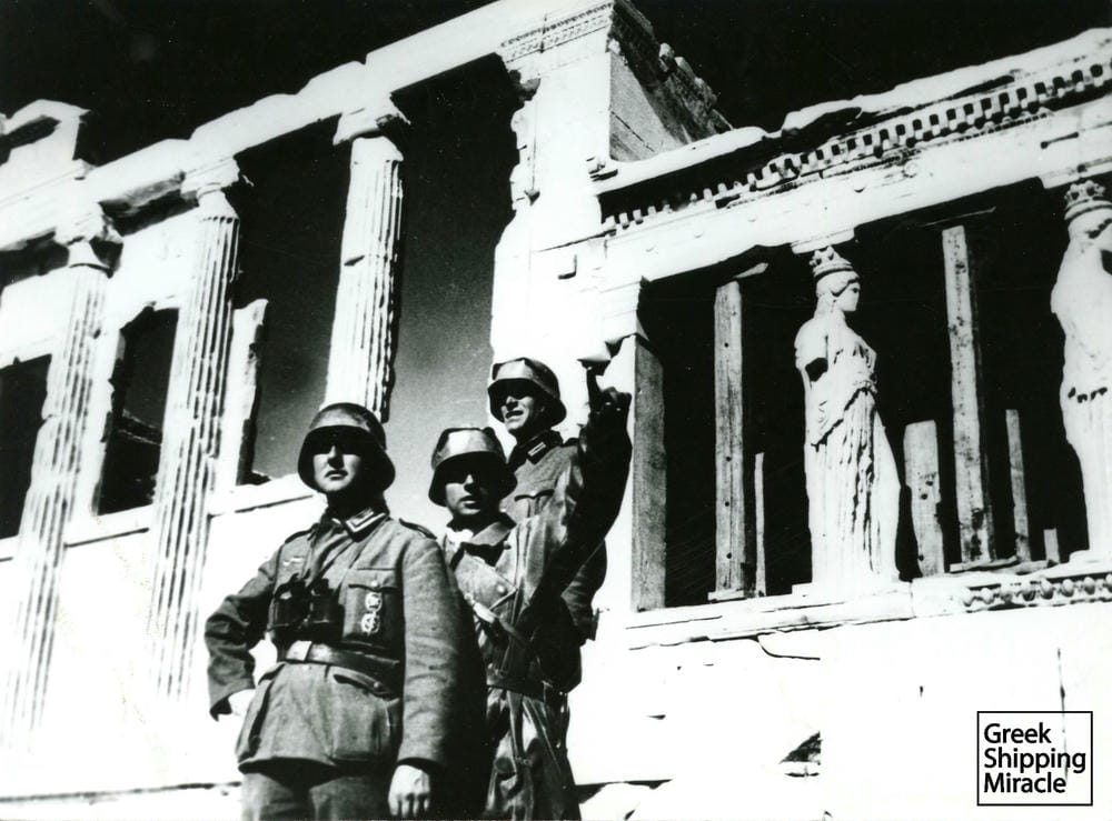 59. Γερμανοί στρατιώτες στην Ακρόπολη τον Απρίλιο του 1941.