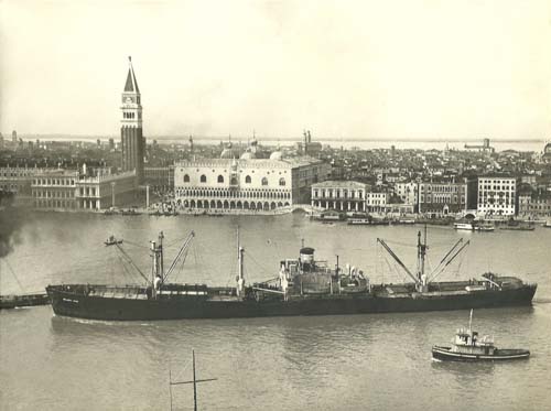 THE FIRST GREEK LIBERTY SHIPS