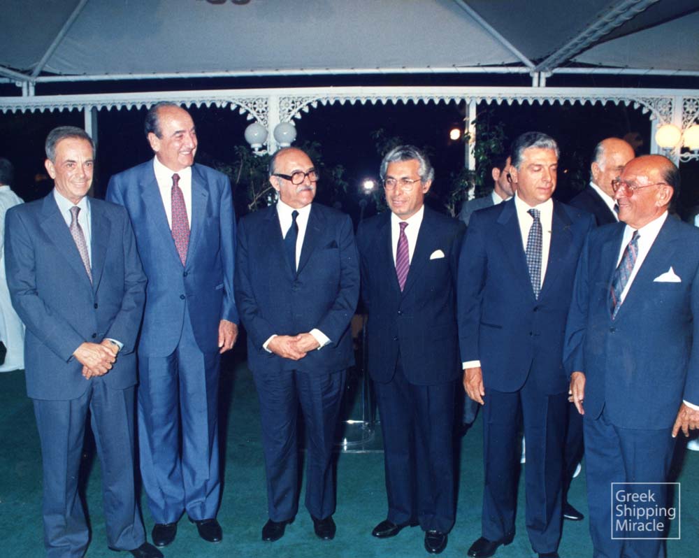 2. During a reception hosted by the Ministry of Merchant Shipping on 1 September 1992. From left to right: John Goumas, president of the Union of Greek Shipowners, Constantine Mitsotakis, John Hadjipateras, president of the Greek Shipping Co-operation Committee, Aristotelis Pavlidis, Minister of Merchant Shipping, Costas Comninos, president of the Maritime Chamber of Greece, and shipowner Michael Peraticos.