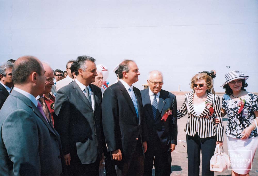 60_COSCO_HELLAS_2006_CONSTANTAKOPOULOS_WIFE_KARAMANLIS