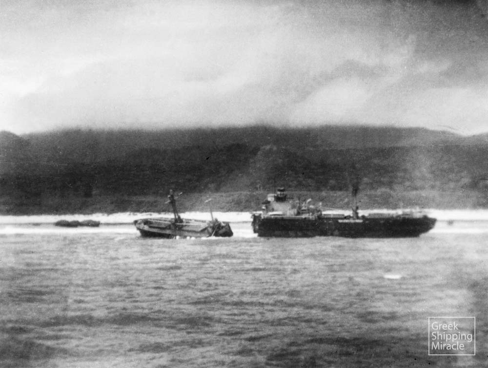 36_KOSTIS_LEMOS_BROKEN_IN_TWO-2