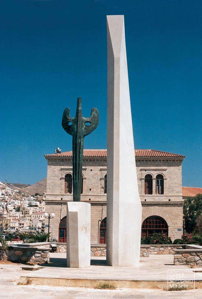 46_MONUMENT_OF_MERCHAN_MARINE